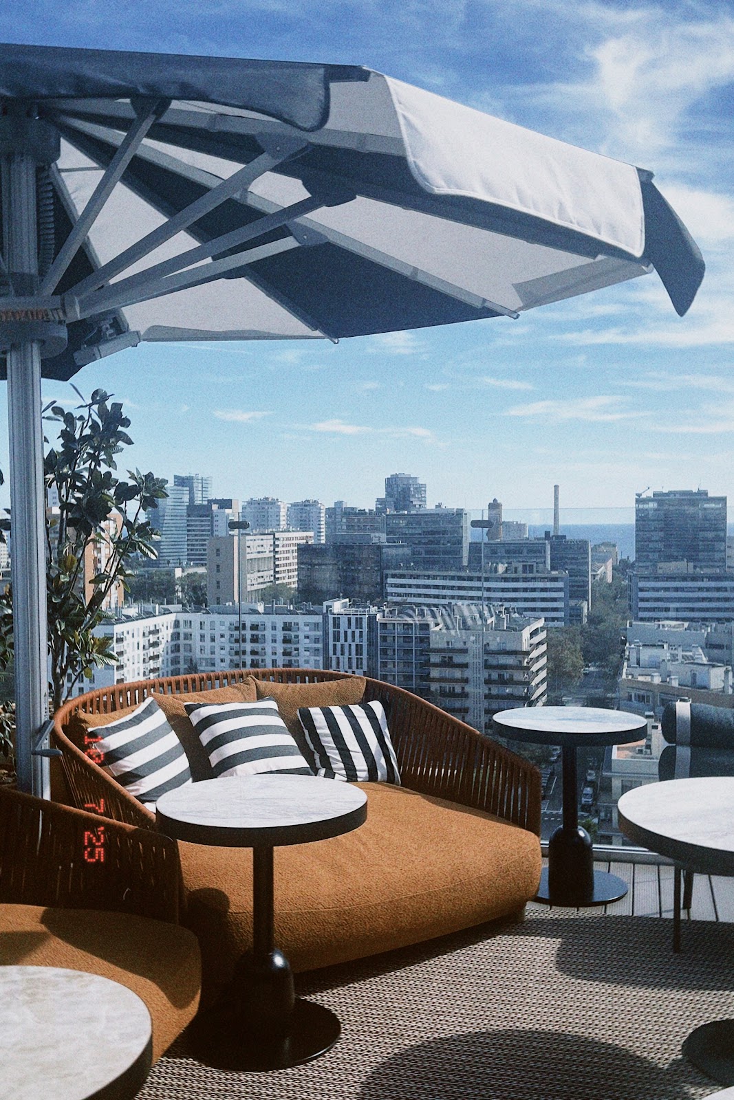 Sisi Rooftop SíSí Rooftop x The Social Hub — rooftop restaurant in Barcelona | Skylevels
