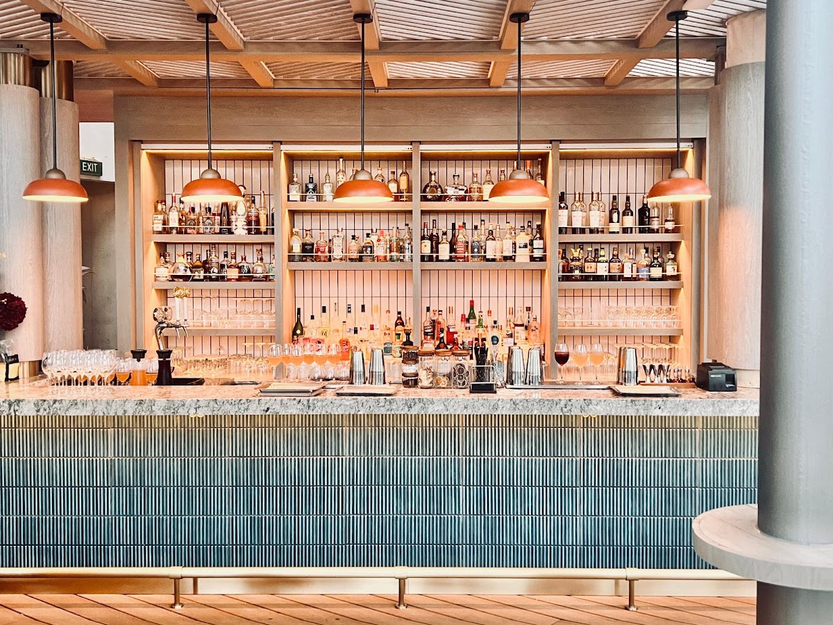 Artemis Grill & Sky Bar