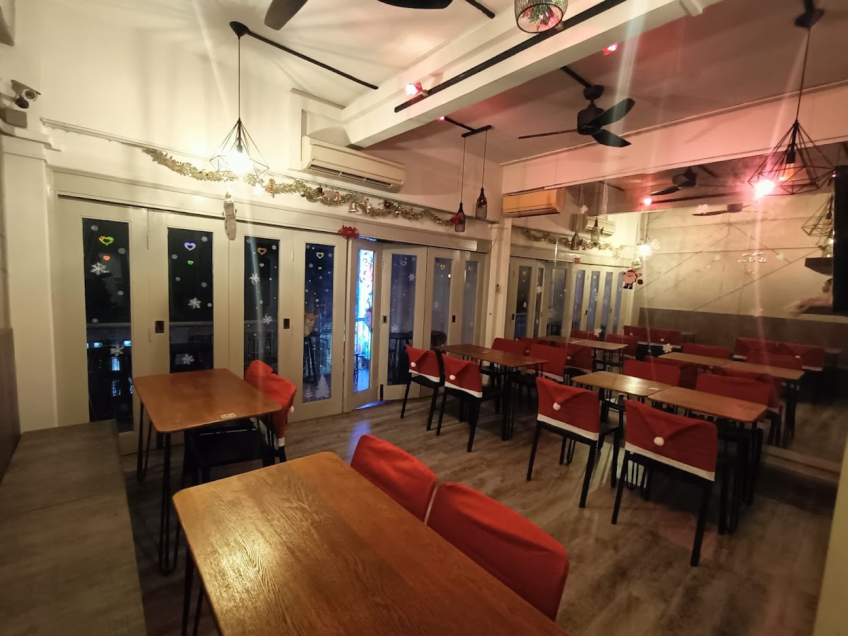 FRY Rooftop Bistro & Bar